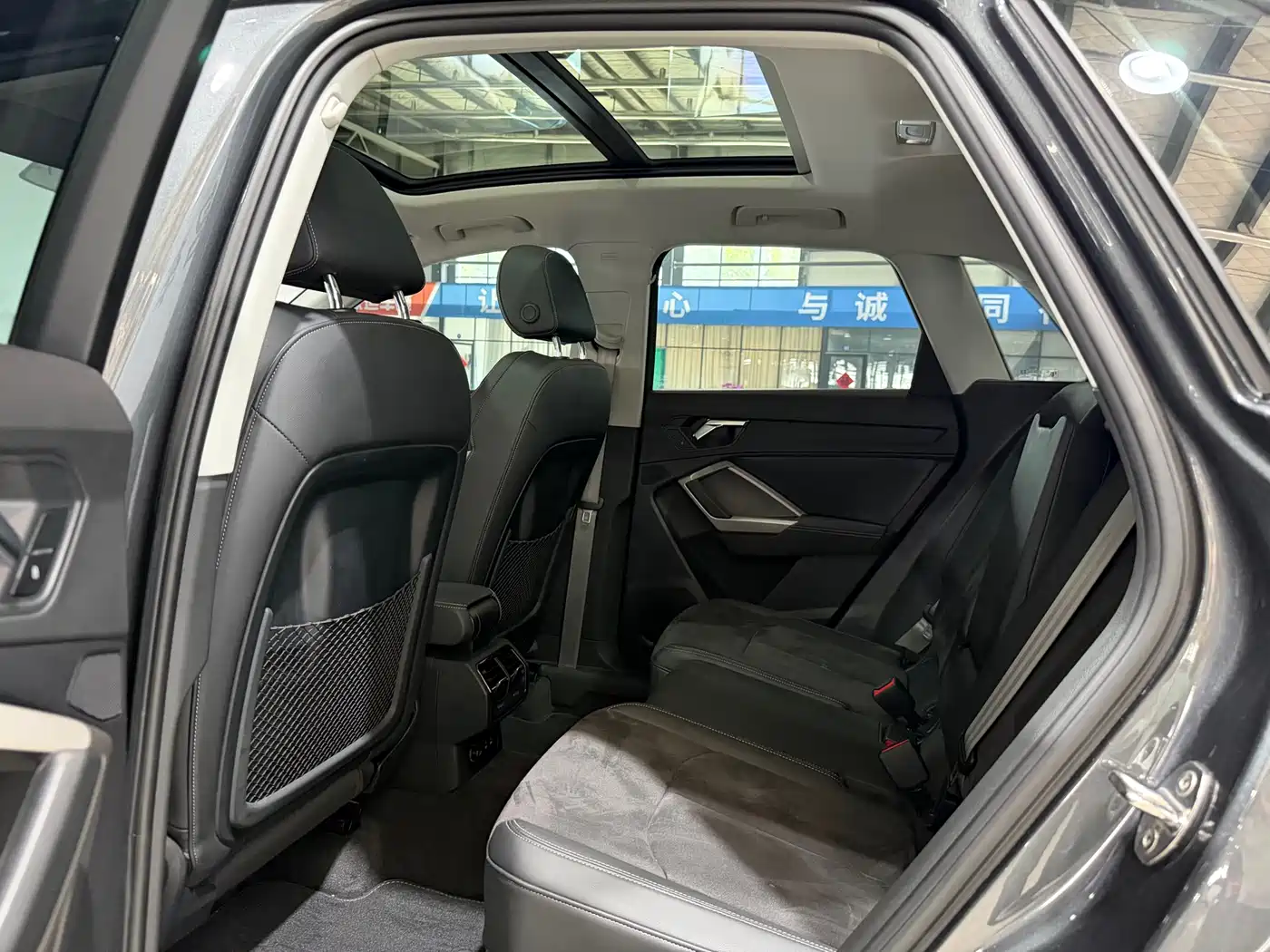 Audi Q3 2023 35 TFSI Fashion Dynamic (1.4T) фото 8