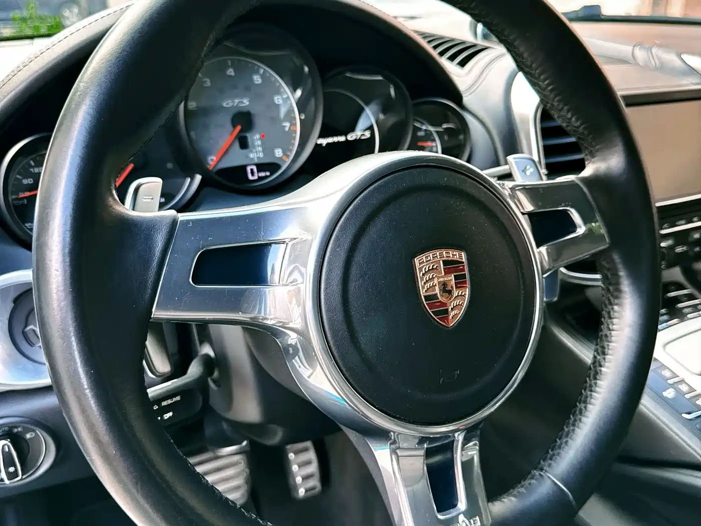 Porsche Cayenne 2012 Cayenne GTS 4.8L фото 15