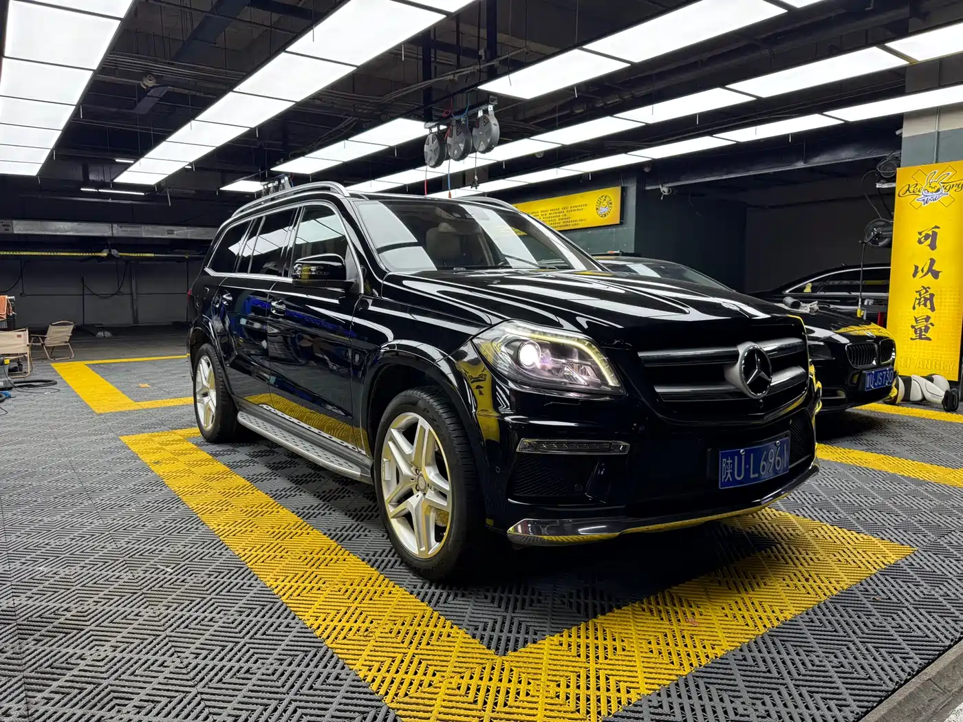 Mercedes-Benz GL-Class 2013 GL 500 4MATIC фото 3