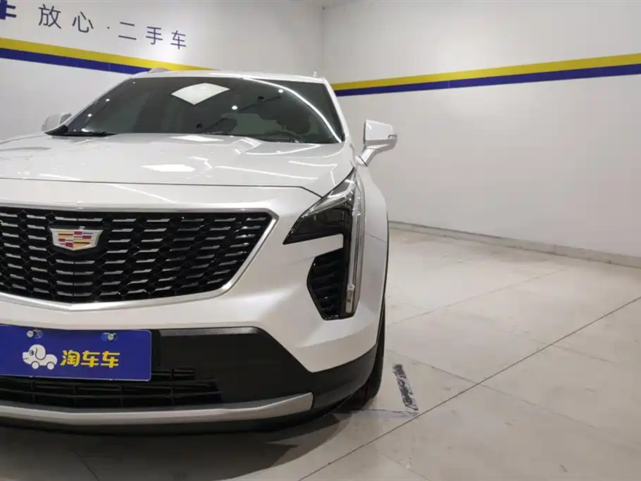 Cadillac XT4 2022 28T FWD Luxury фото 5