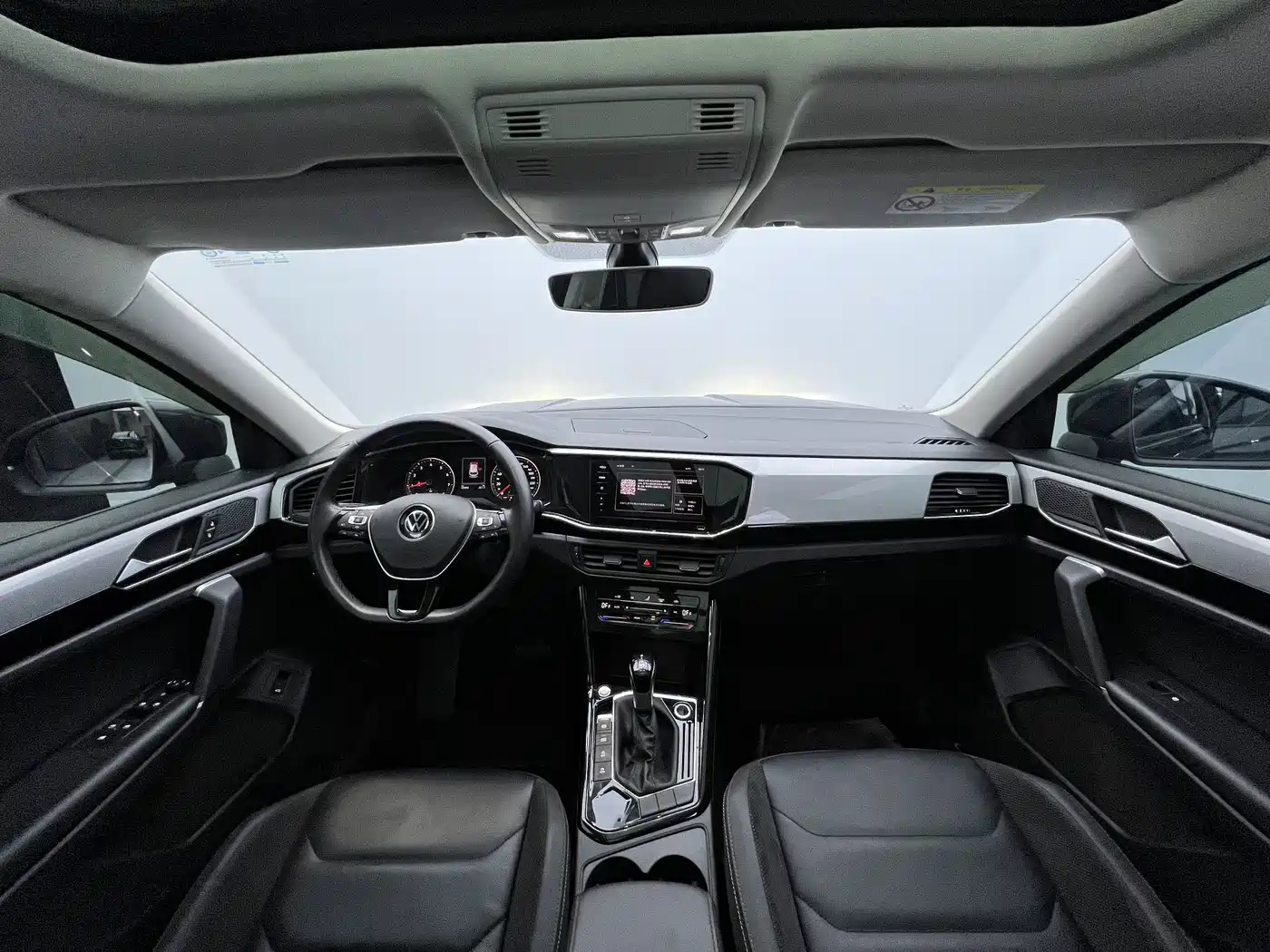 Volkswagen Tayron 2021 330TSI 2WD Luxury Smart Connect Edition фото 18