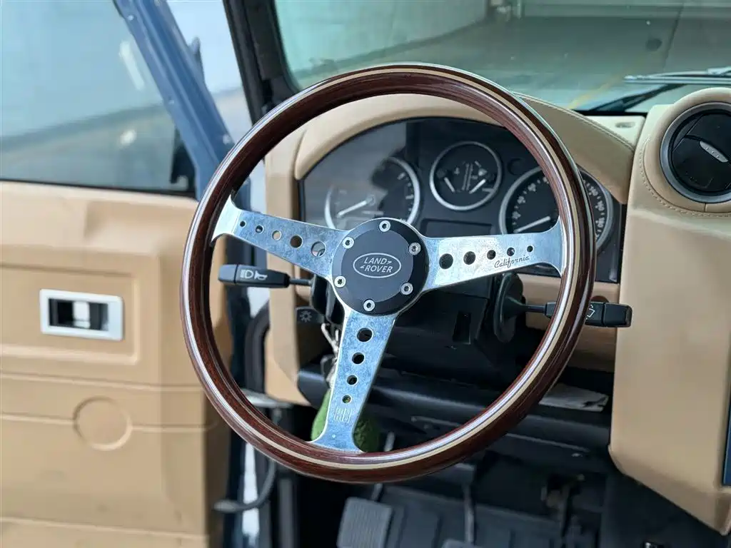 Land Rover Defender 2010 Ice·Fire Limited Edition фото 11