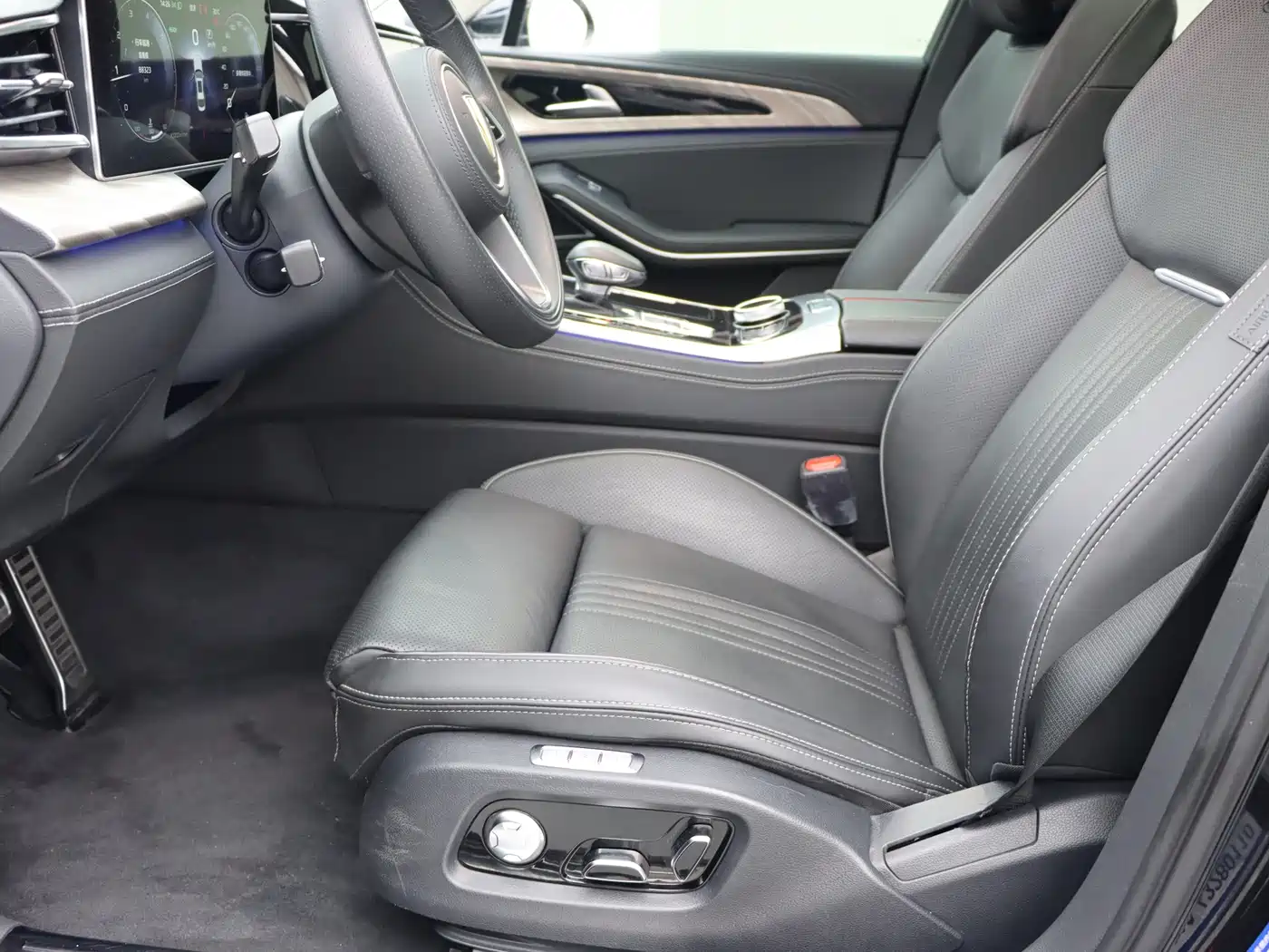 Hongqi H9 2020 2020 2.0T Smart Connection Qi Xiang Edition