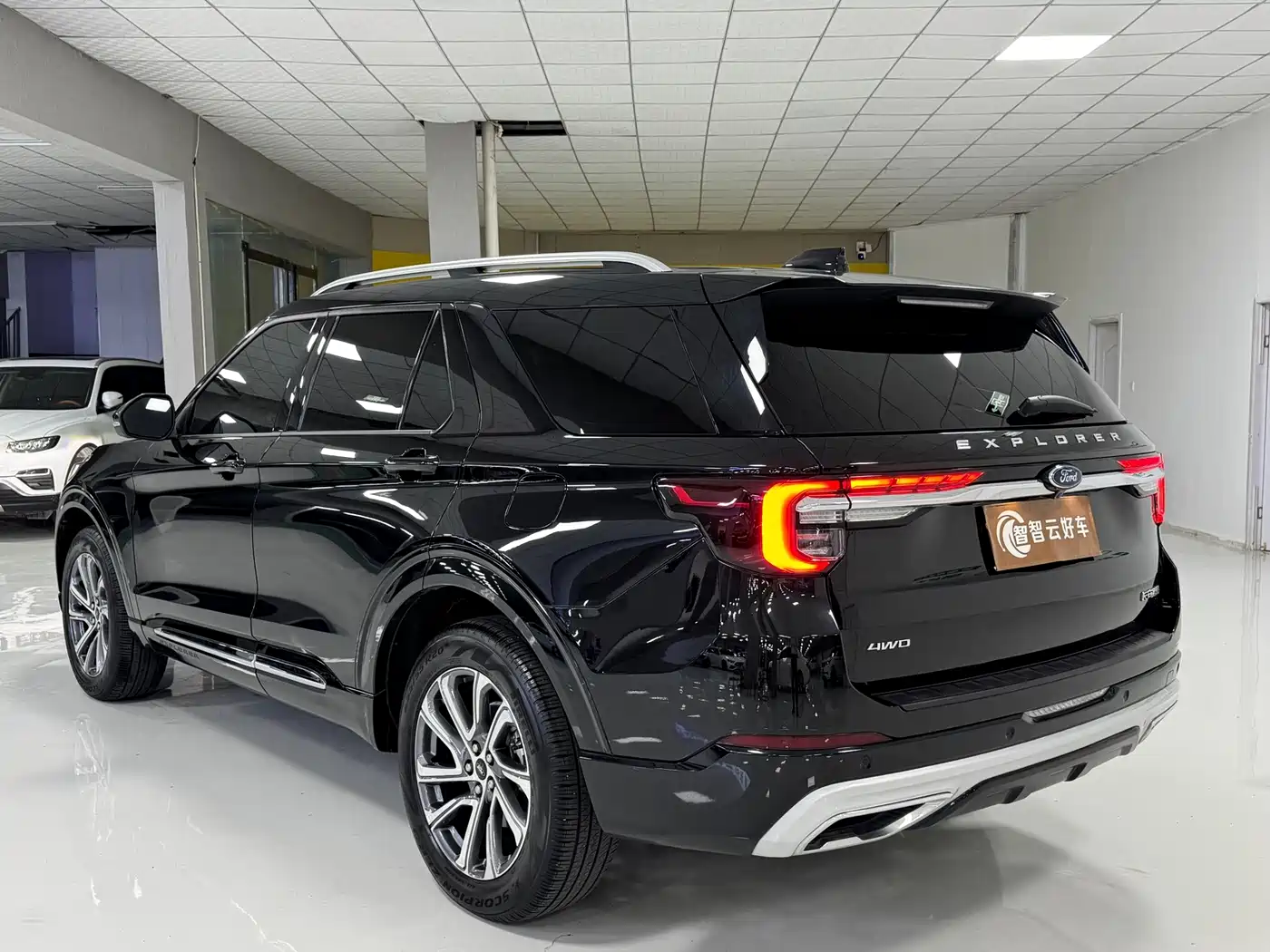 Ford Explorer 2025 2025 2.3T EcoBoost 4WD Cross Country Edition 5-seater