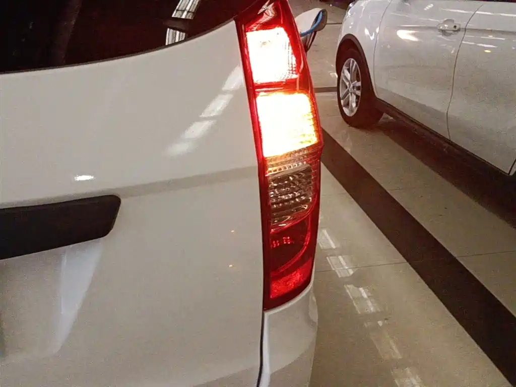 WULING AUTOMOBILE WULING HONGGUANG