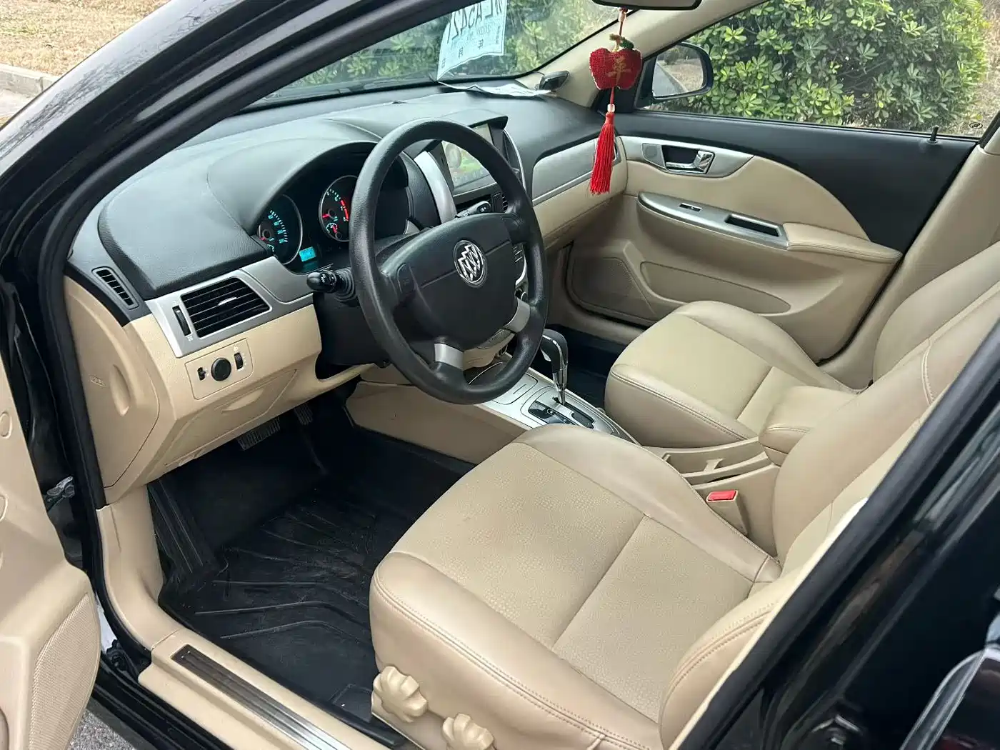 Buick Excelle 2013 1.5L Automatic Classic фото 4