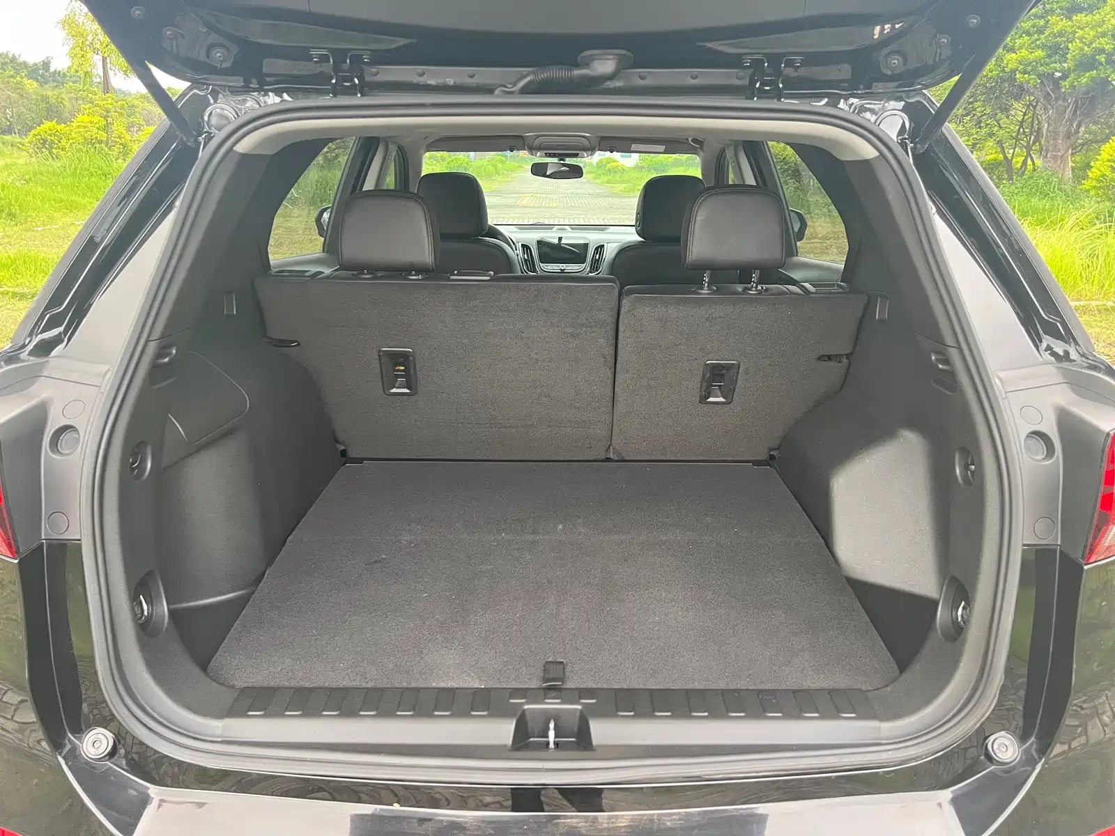 Фото 20 - Chevrolet Equinox