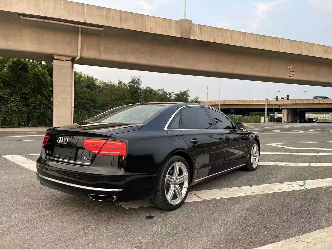 Audi A8 2012 A8L 45 TFSI quattro Comfort фото 6