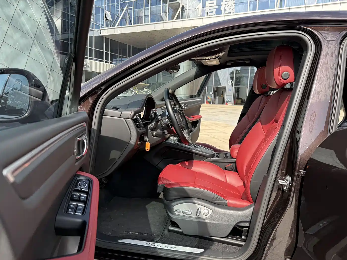 Porsche Macan 2017 Macan 2.0T фото 4