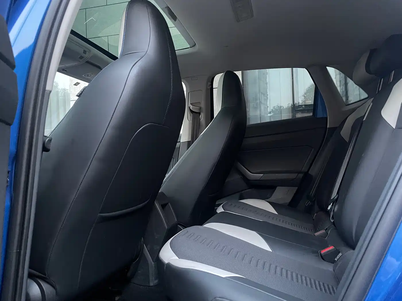 Volkswagen Polo 2021 Plus 1.5L Automatic Colorful Tech Edition фото 6