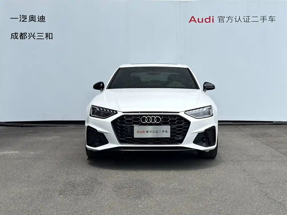 Audi A4L 2023 40 TFSI Luxury Sport фото 2