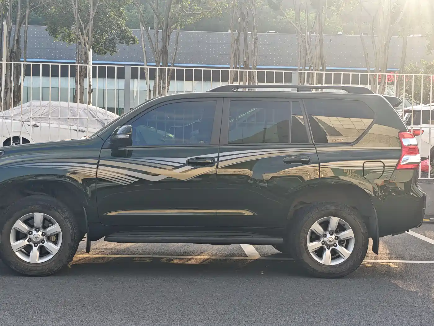 Toyota Prado 2016 2.7L Auto Luxury Edition фото 7