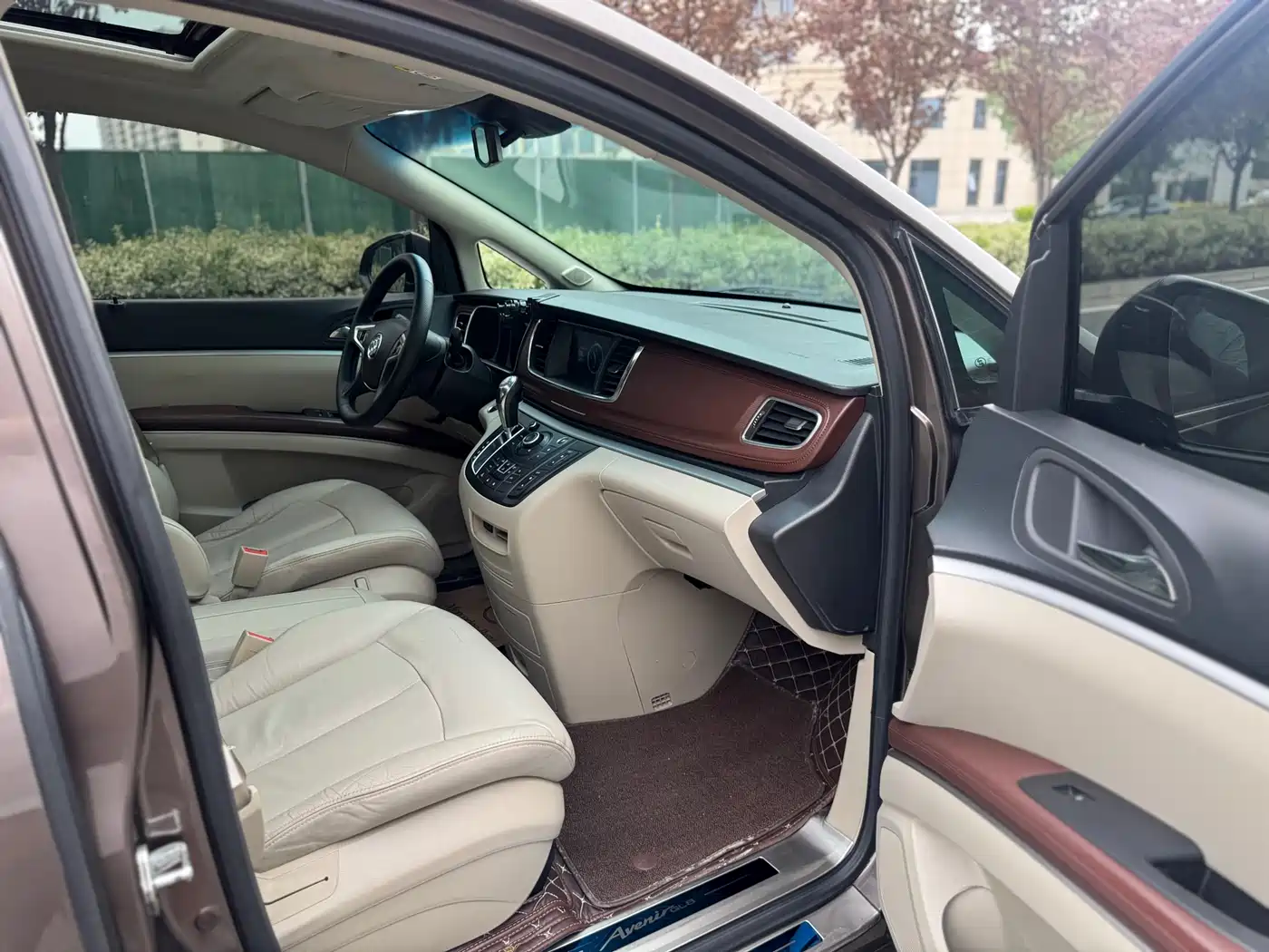 Buick GL8 2017 25S Luxury China V фото 11