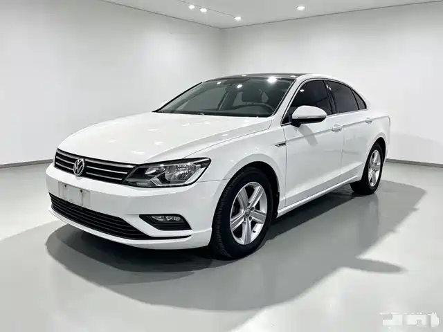  Volkswagen Lamando 2018 230TSI Manual Trend Edition