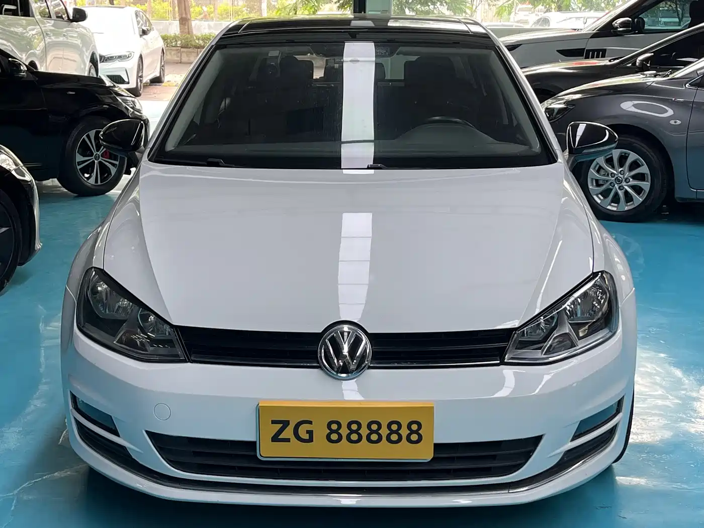 Volkswagen Golf 2016 230TSI Automatic Comfort фото 2