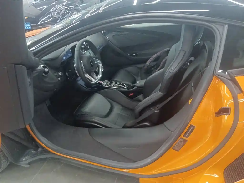 McLaren GT 2023 2023 4.0T Standard Model