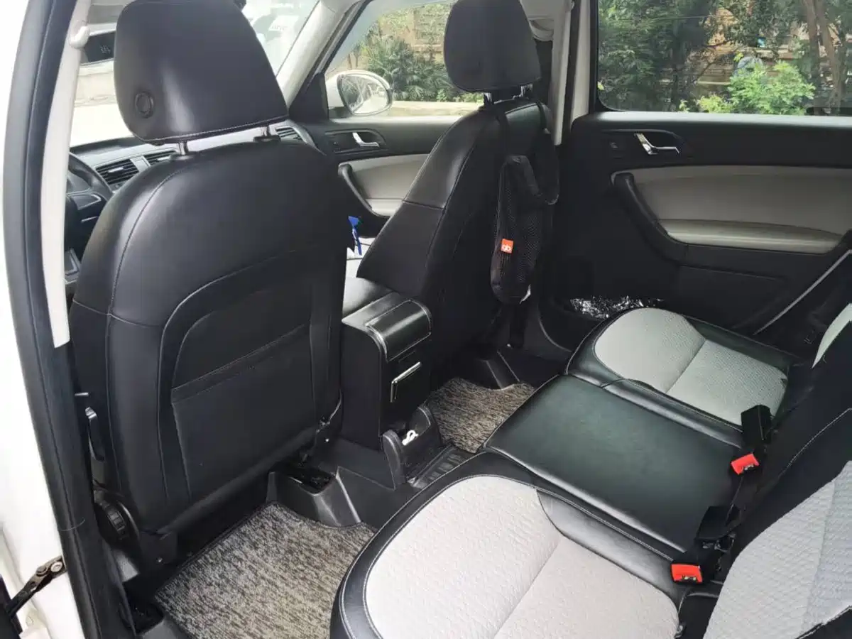 Škoda Yeti 2016 1.4TSI DSG Forward Edition фото 7