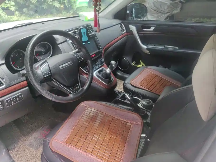Photo 12 - Haval H6