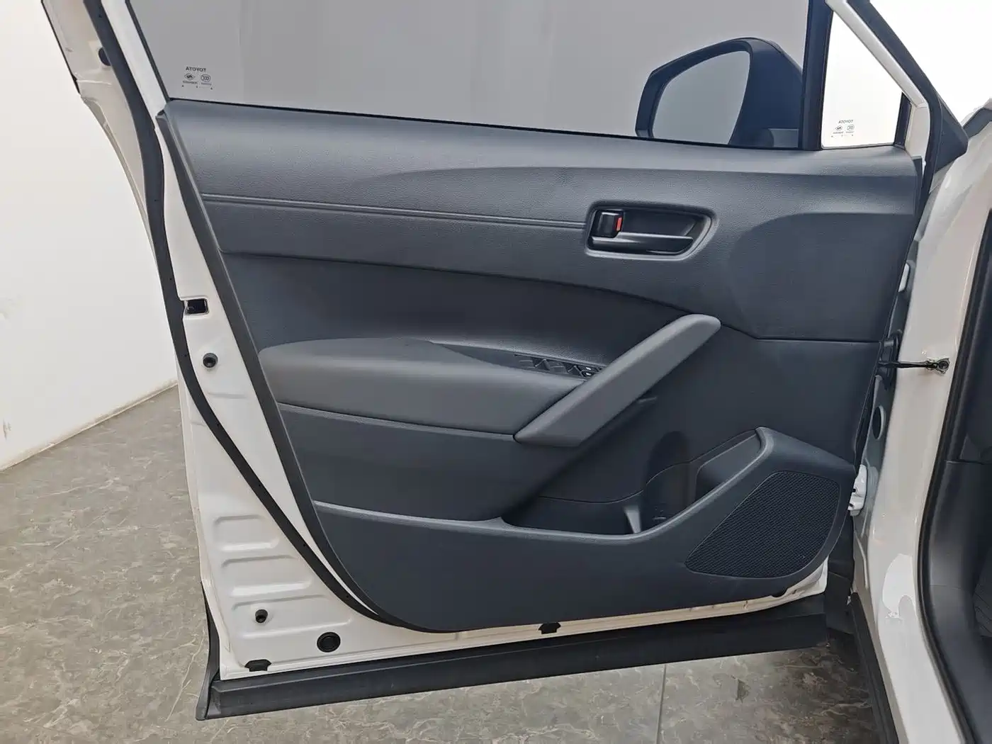 Toyota Frontlander 2026 2025 2.0L CVT Base Version