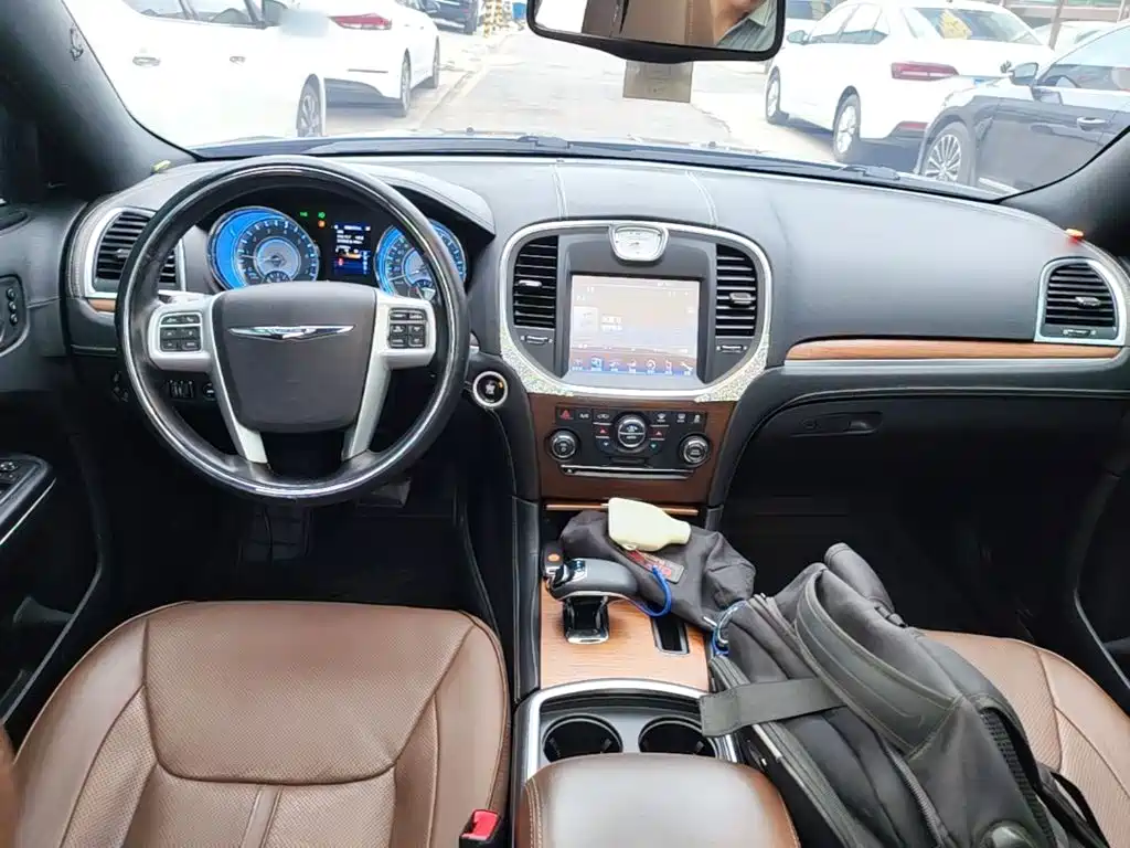 Chrysler 300C (Import) 2014 2014 3.0L Excellence Edition
