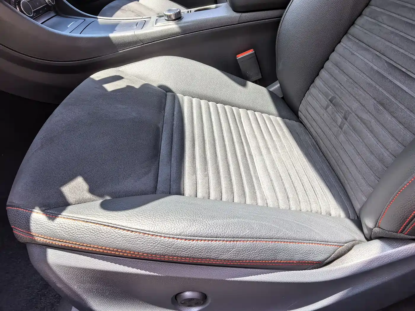 Mercedes-Benz A-Class (Import) 2015 A 200 Sport фото 30