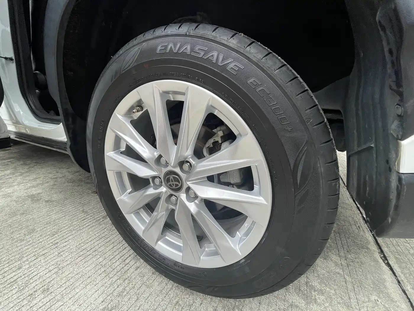 Toyota Corolla Cross 2023 2.0L Luxury Edition фото 11