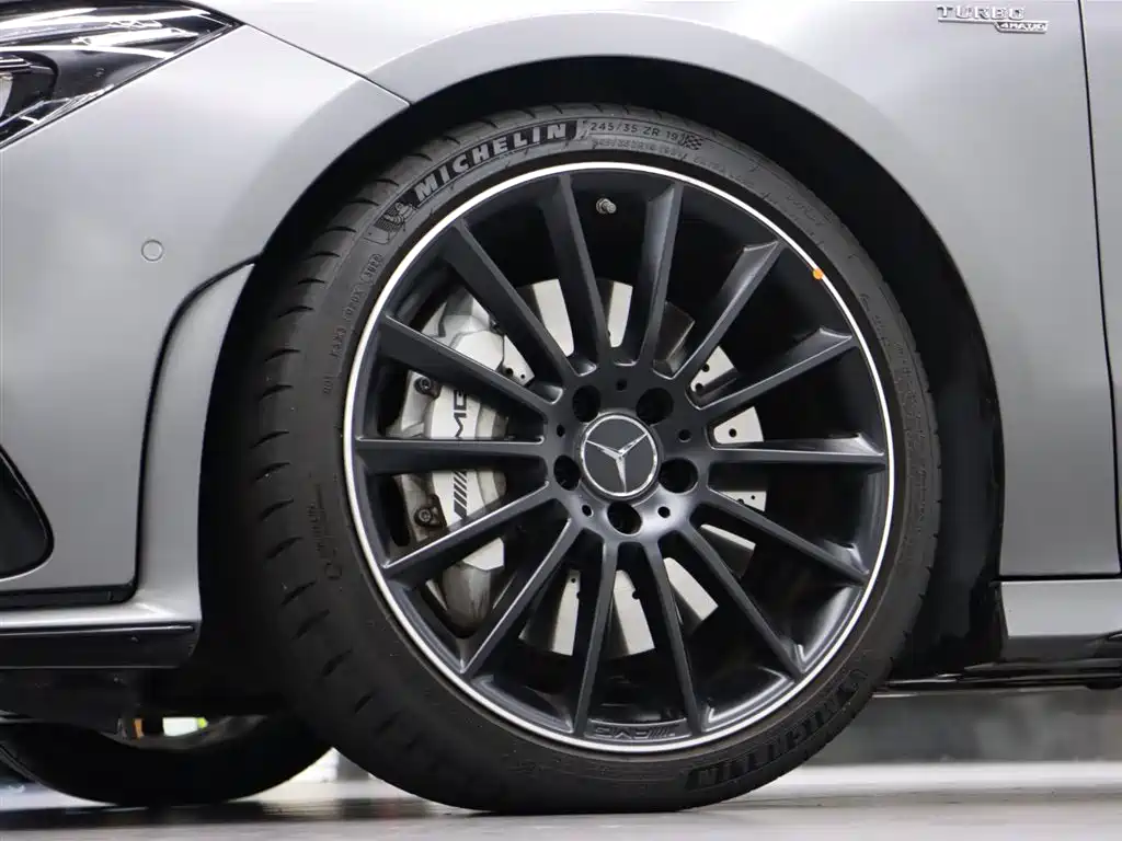 Mercedes-Benz CLA AMG 2023 AMG CLA 35 4MATIC фото 32