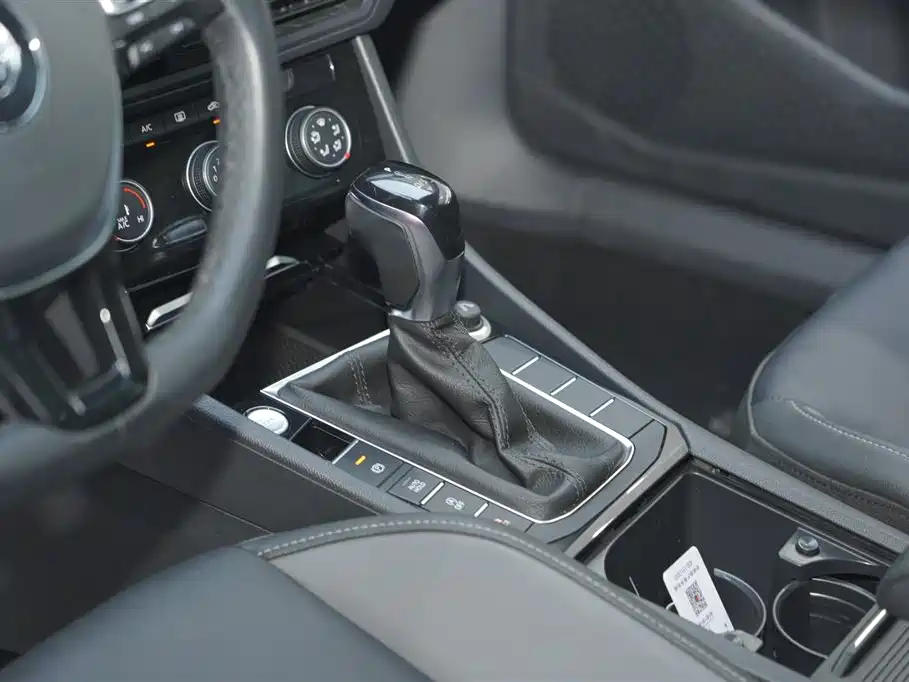 Volkswagen Sagitar 2020 280TSI DSG Comfort China VI фото 14