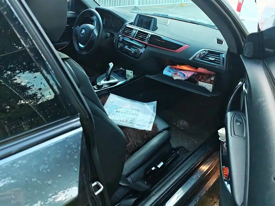 BMW 2 Series (Import) 2019 225i Sport Design Package фото 8