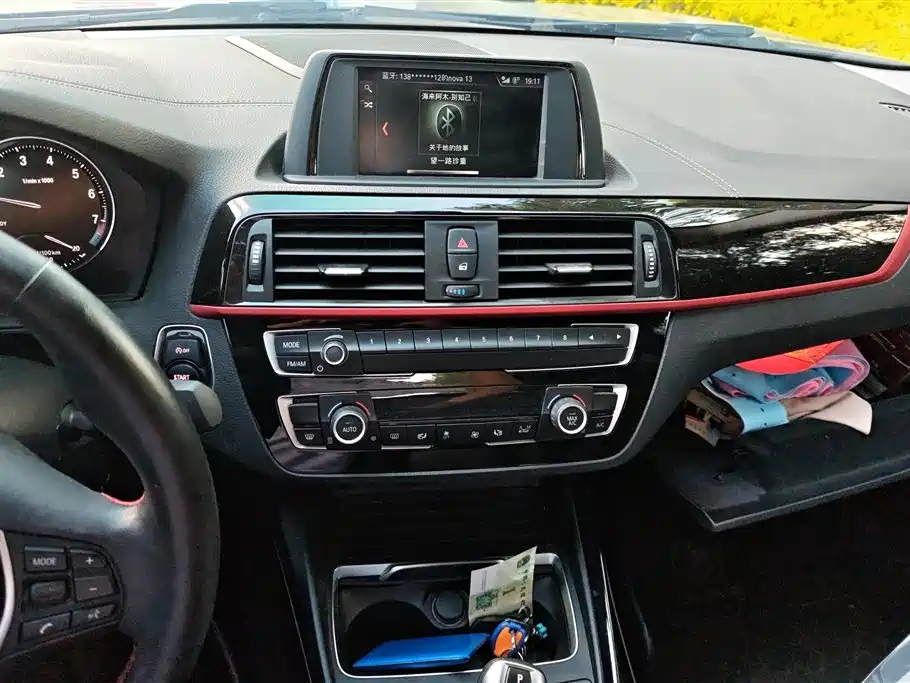 BMW 2 Series (Import) 2019 225i Sport Design Package фото 13