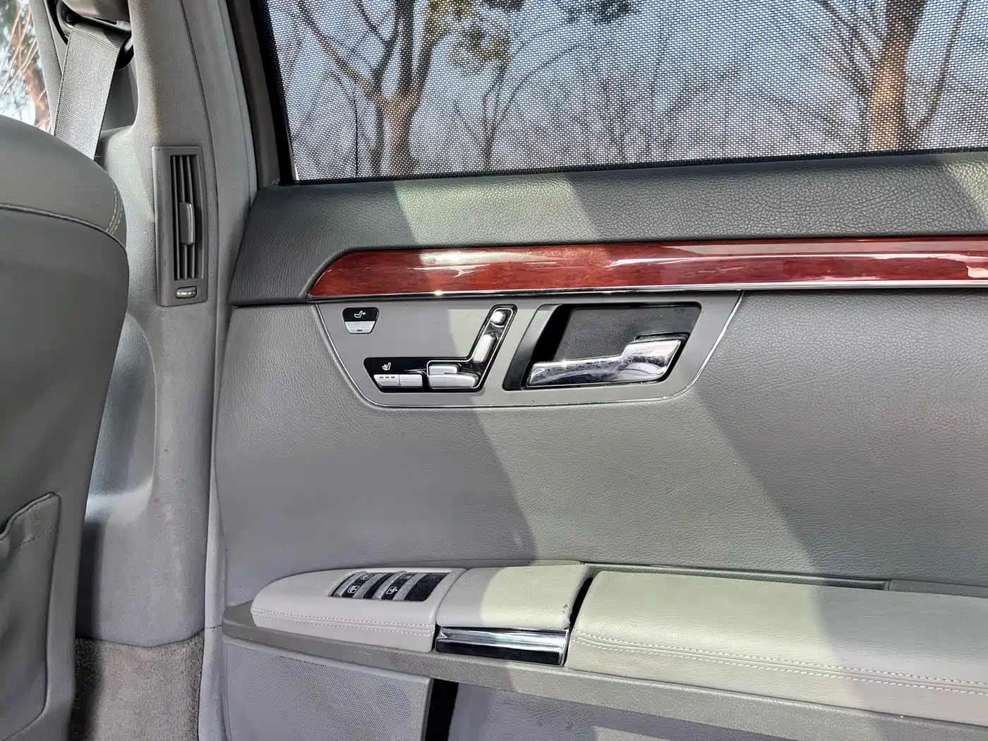 Mercedes-Benz S-Class 2008 S 300 L Premium фото 19