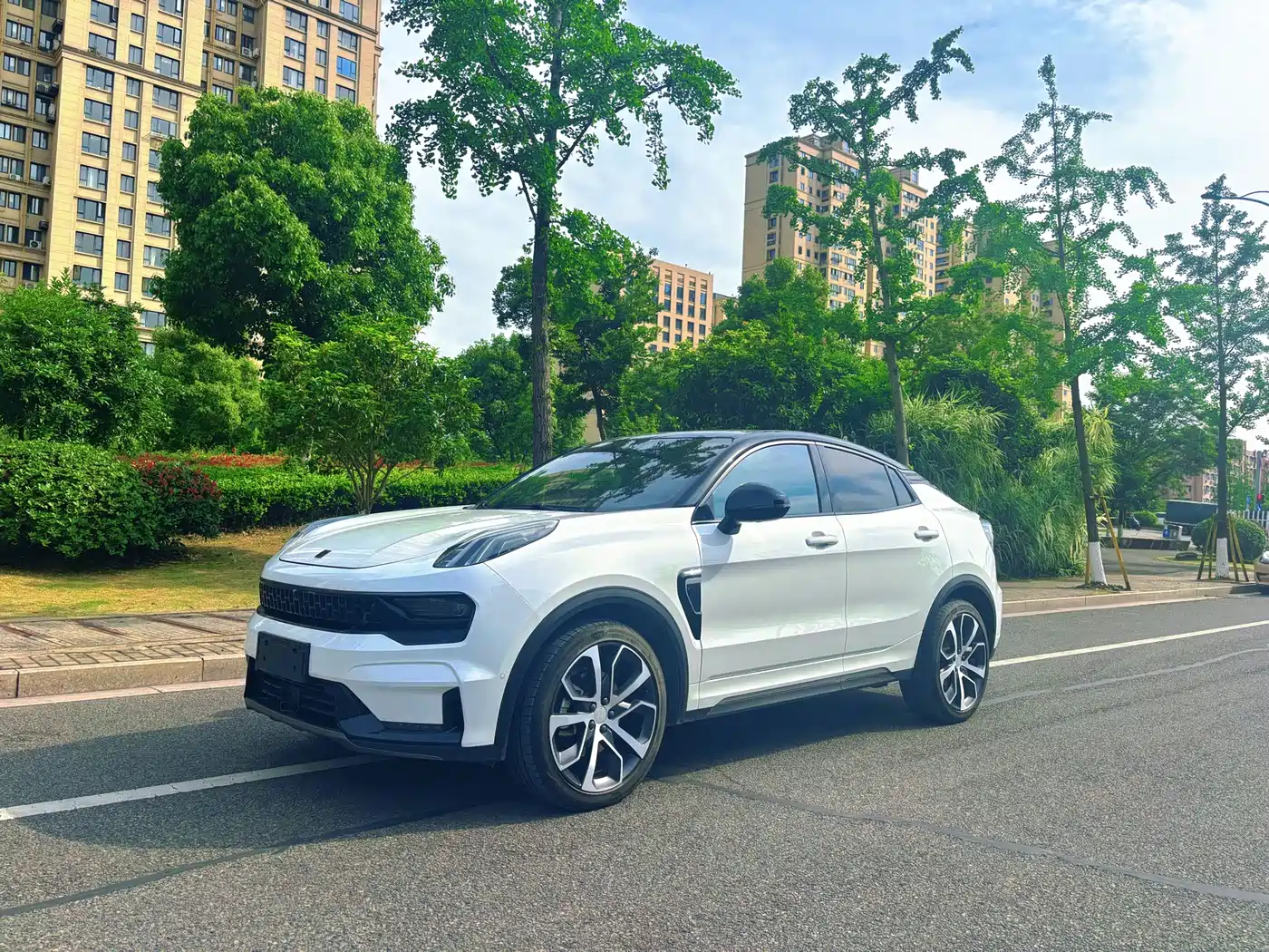 Lynk & Co 05 2020 2.0TD 4WD Halo Edition