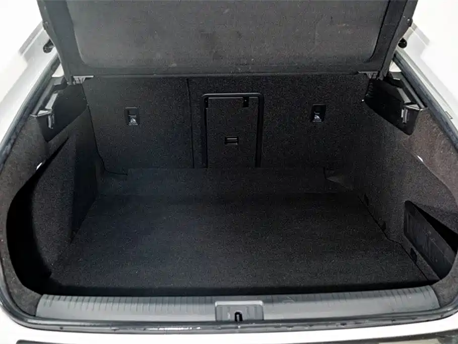 Volkswagen FAW-Volkswagen CC 2021 380TSI Eye-catching Edition фото 23