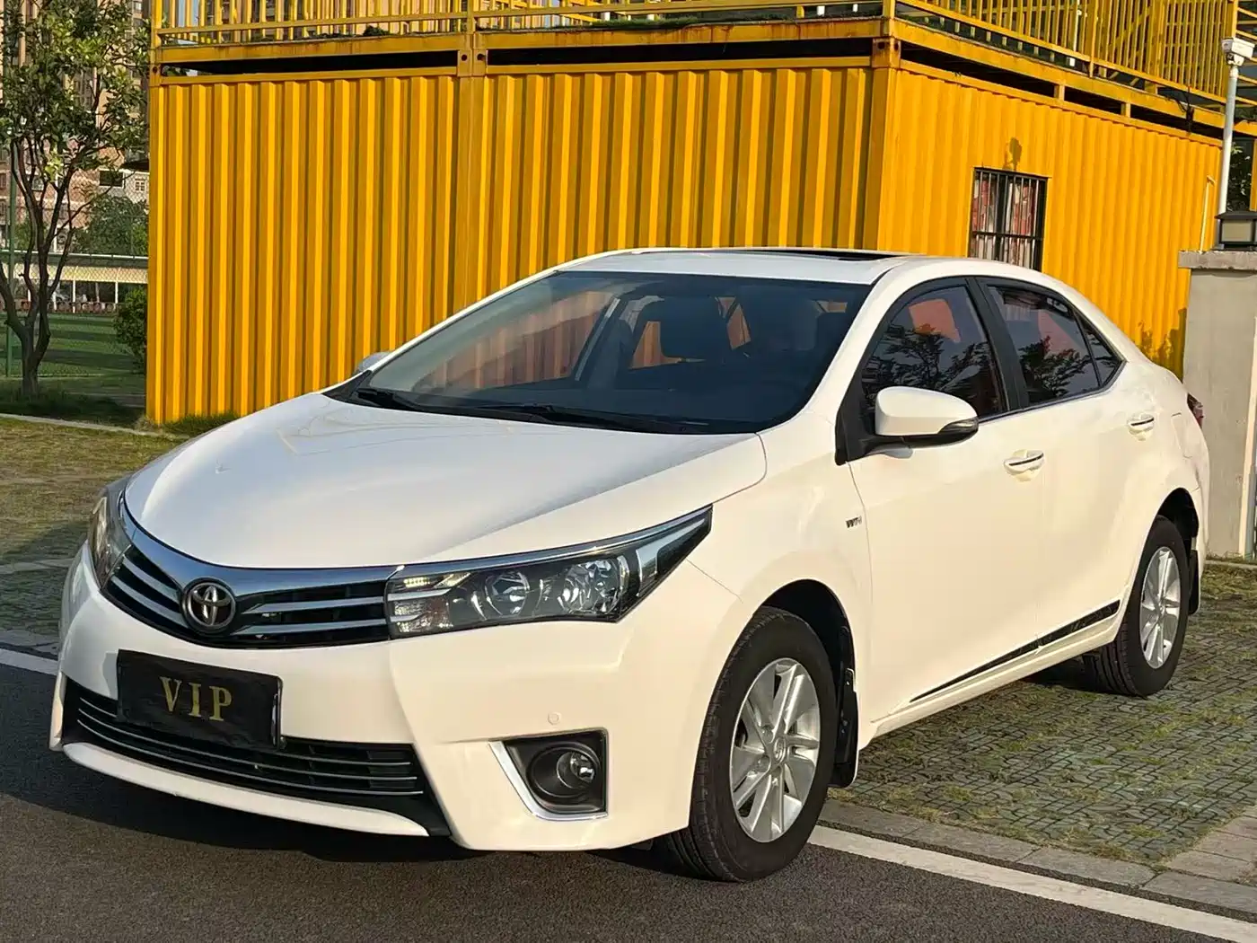 Toyota Corolla 2014 1.6L CVT GL-i фото 37