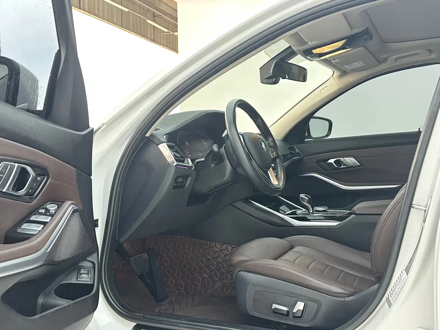 BMW 3 Series 2020 325Li Launch Edition фото 9