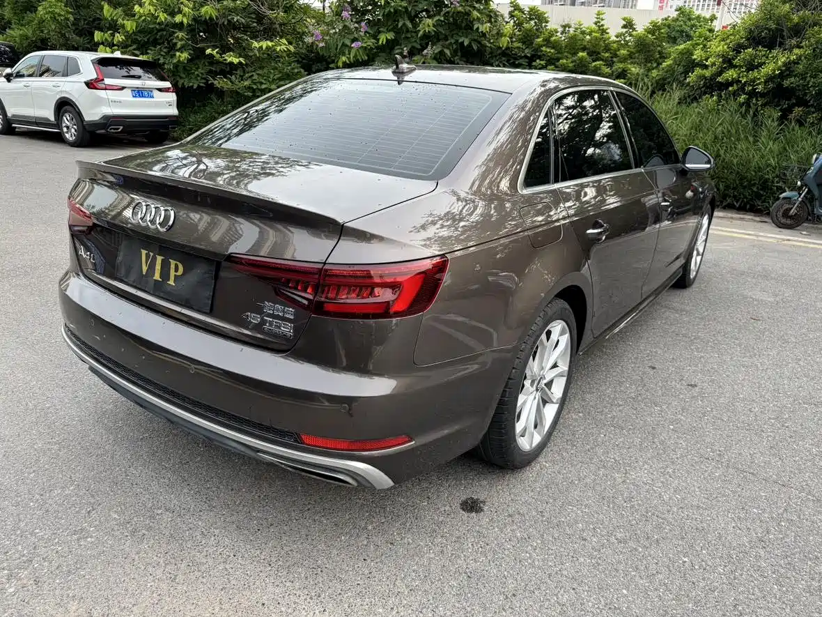 Audi A4L 2019 45 TFSI quattro Personality Sport (China VI) фото 17