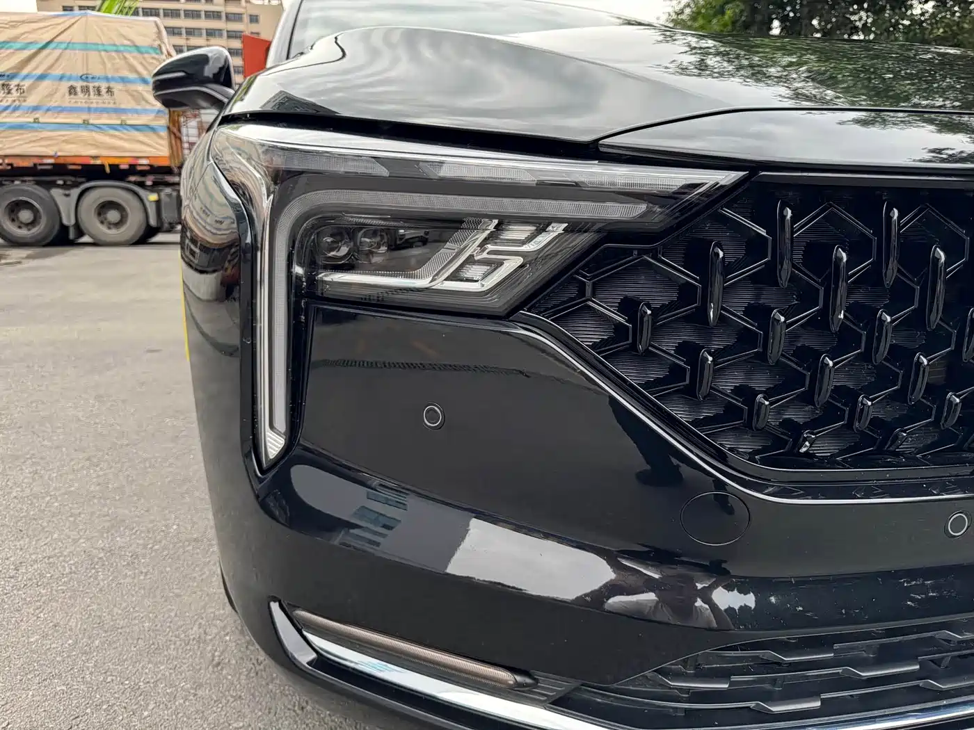 Фото 31 - Besturn B70