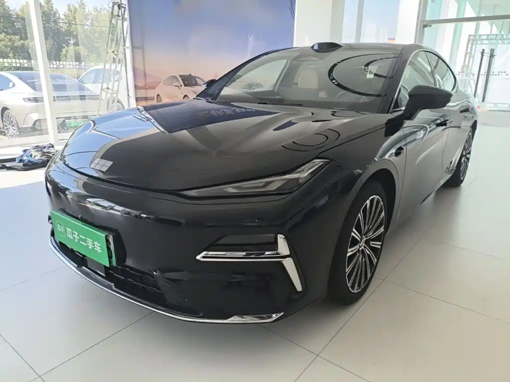 Geely Galaxy Galaxy Xingyao 8 2025 — пригон из Китая
