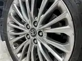 صورة 17 - Toyota Avalon