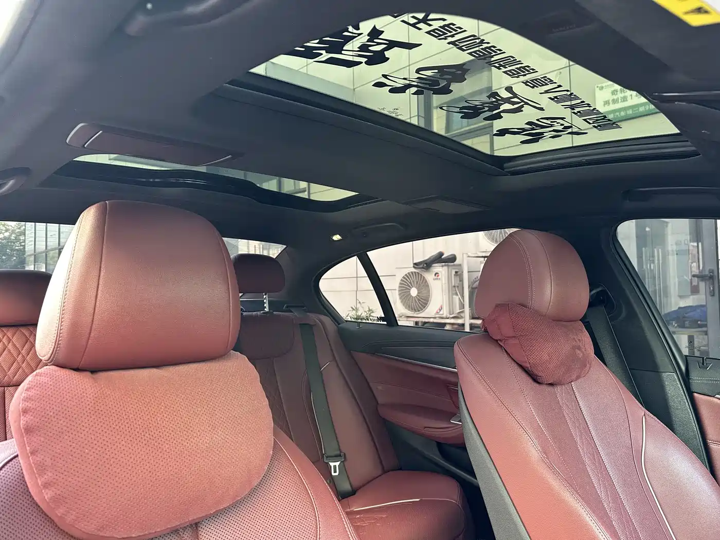 BMW 5 Series New Energy 2021 535Le M Sport Package фото 11