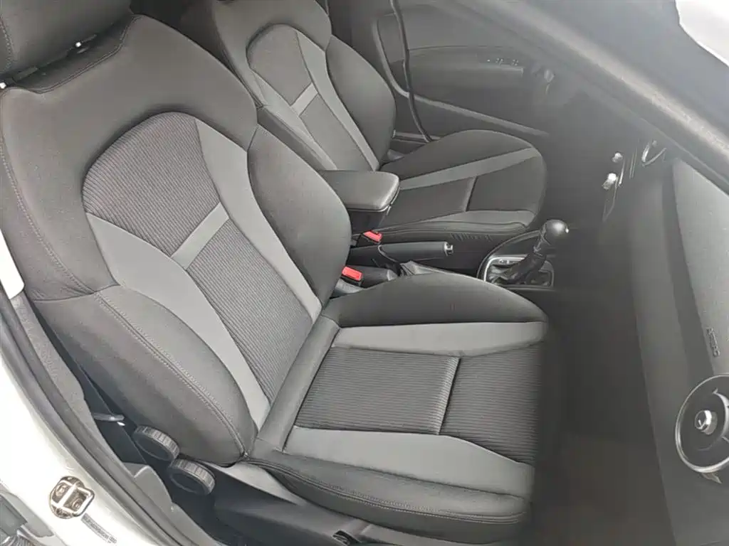 Audi A1 2016 30 TFSI Sportback Design Style Edition фото 25
