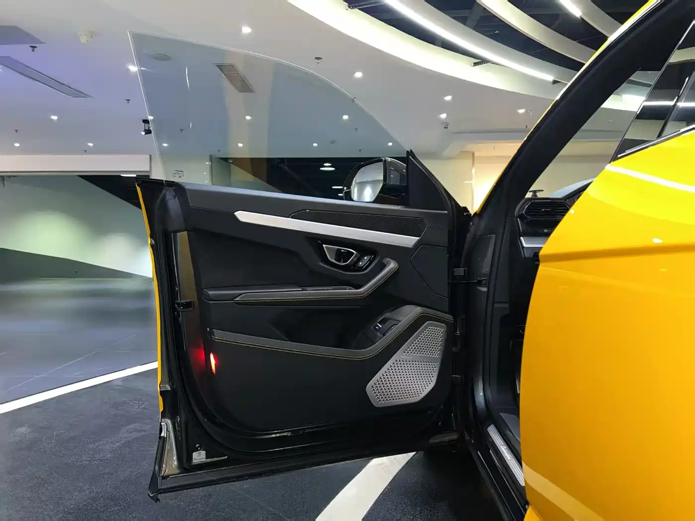 Lamborghini Urus 2019 2018 4.0T V8