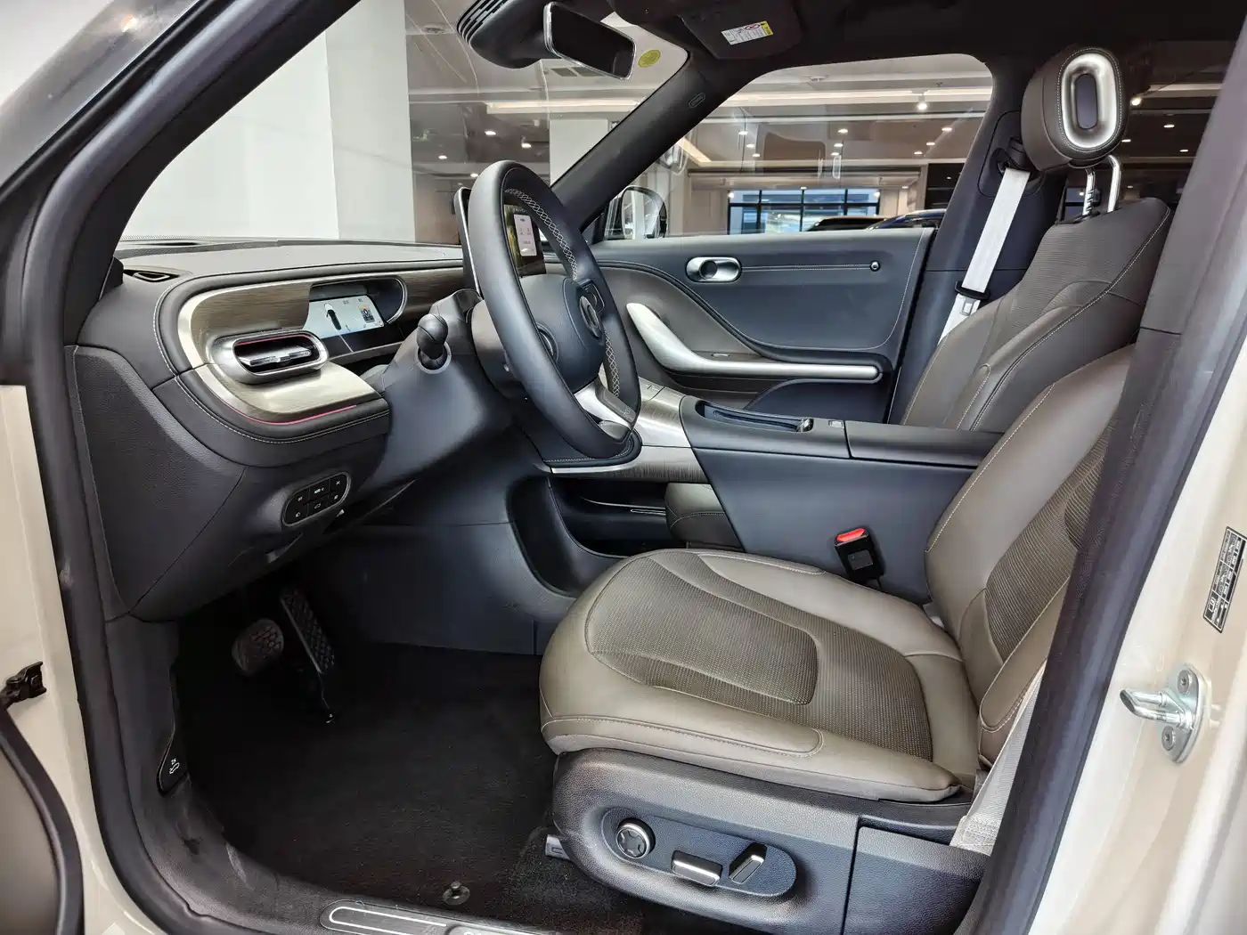 smart Elf #1 2025 2026 Agile New Luxury Edition