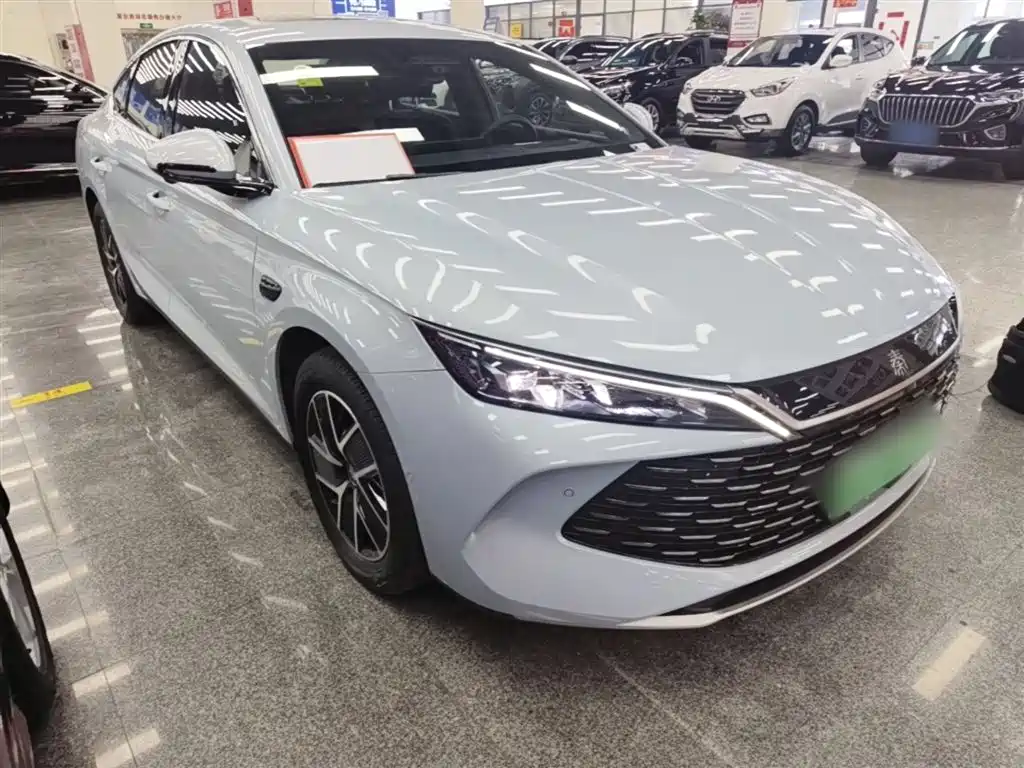 BYD Qin L 2025 DM-i Smart Drive Edition 120KM Surpassing фото 4
