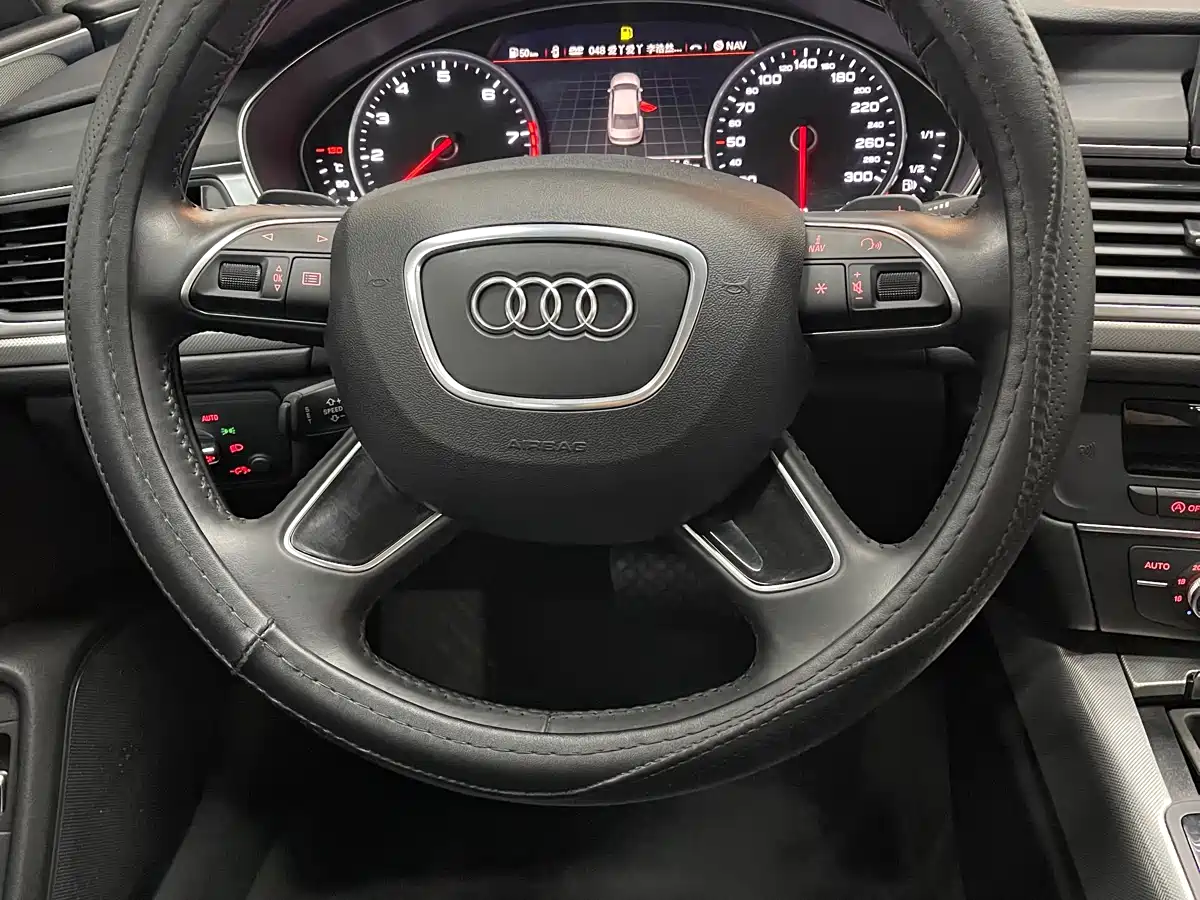 Audi A6L 2018 30th Anniversary 35 TFSI Fashion фото 4