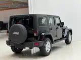 Фото 12 - Jeep Wrangler