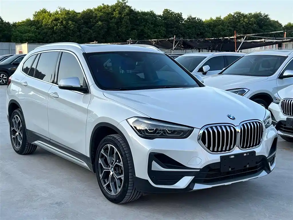 BMW X1 2021 sDrive20Li Exclusive фото 3
