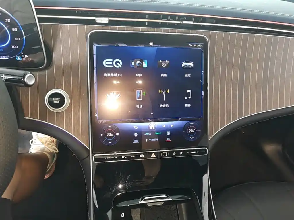 Mercedes-Benz EQE 2025 2025 500 4MATIC Pioneer