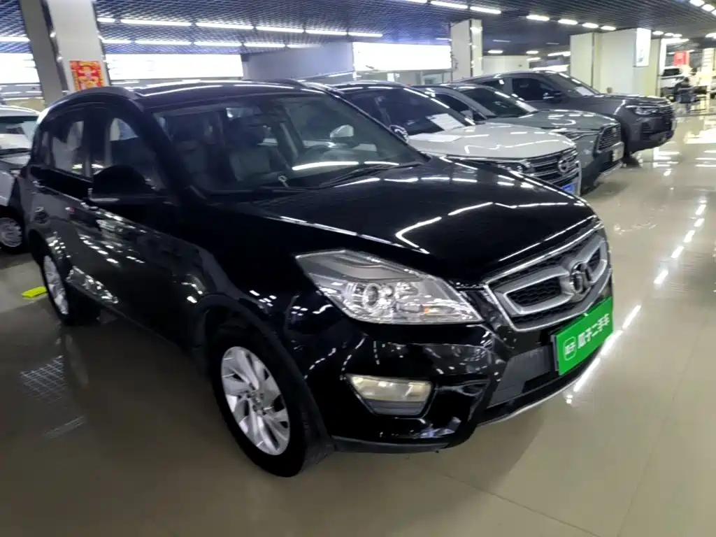 BAIC Senova X65 2015 2015 2.0T Automatic Comfort