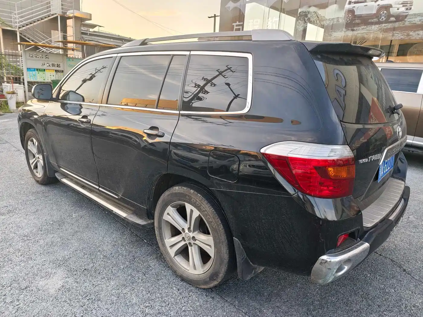 Toyota Highlander 2010 2011 2.7L 2WD 7-seat Luxury Navigation